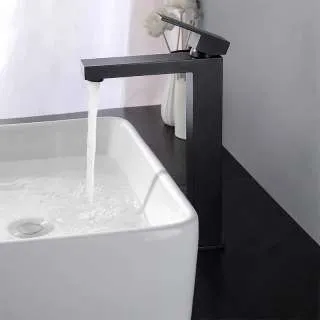 Quadro visoka baterija za lavabo black 