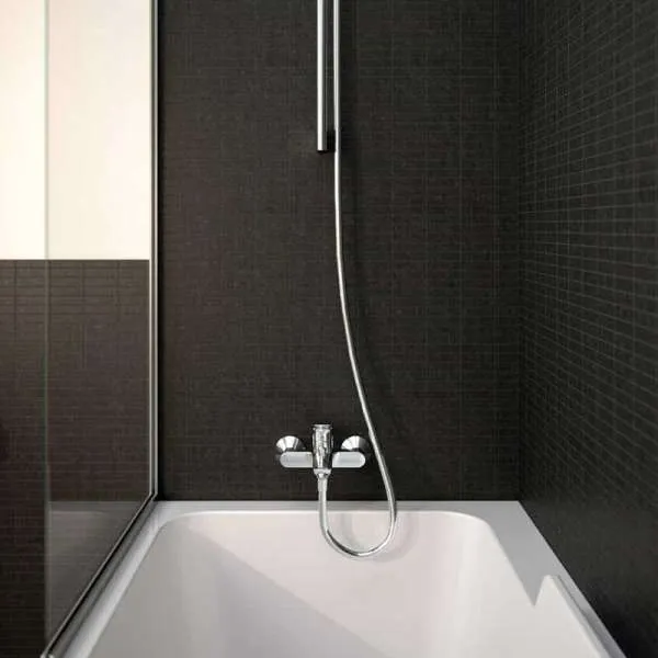 Logis baterija za kadu 