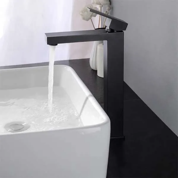 Quadro visoka baterija za lavabo black 