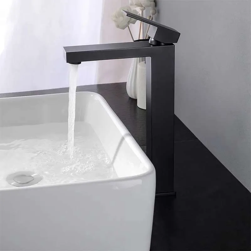 Quadro visoka baterija za lavabo black 